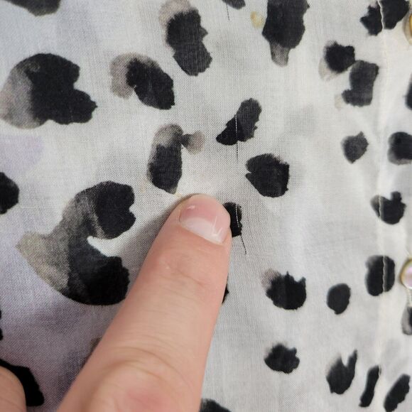 CLOTH & STONE Leopard Animal Print Flowy Long Sleeve Rayon Button Top SIZE SMALL - Picture 4 of 12